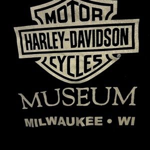 Harley-Davidson Museum Shirt XL
